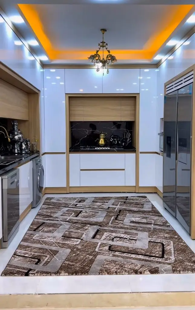 کابینت رنگی هایگلاس MDF اجرا شده توسط دکوراسیون نگاه شیراز مرودشت نقدی و اقساط